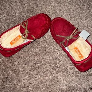 Moccasin slippers